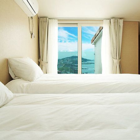 Hotel Ciel Bleu Jeju Bagian luar foto