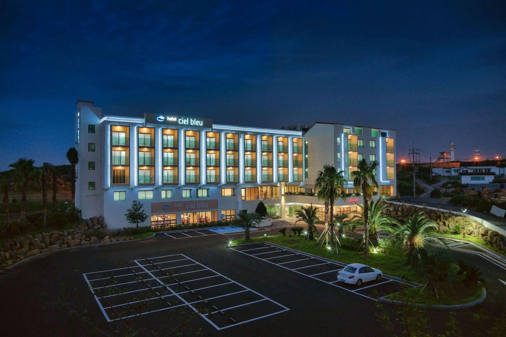 Hotel Ciel Bleu Jeju Bagian luar foto